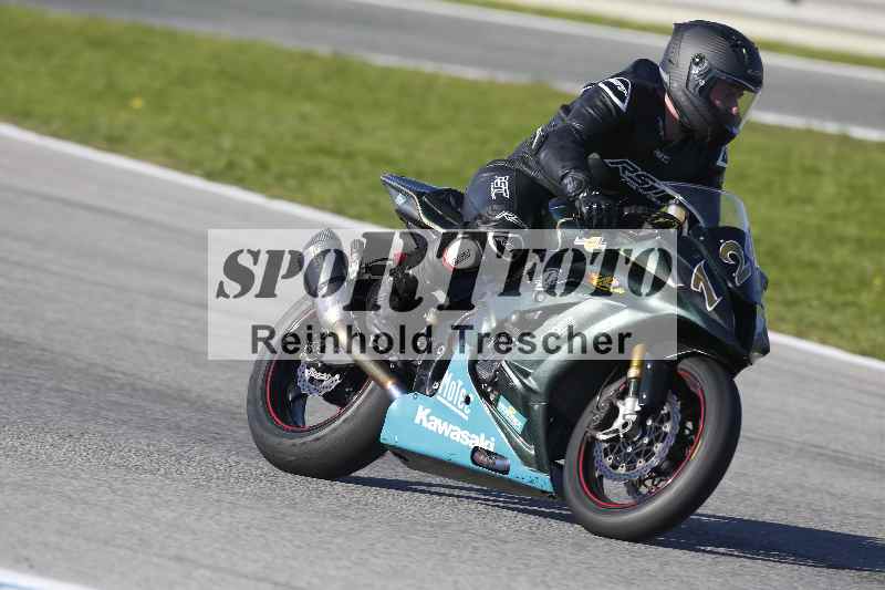 /02 28.-31.01.2025 Moto Center Thun Jerez/gruen-green/124